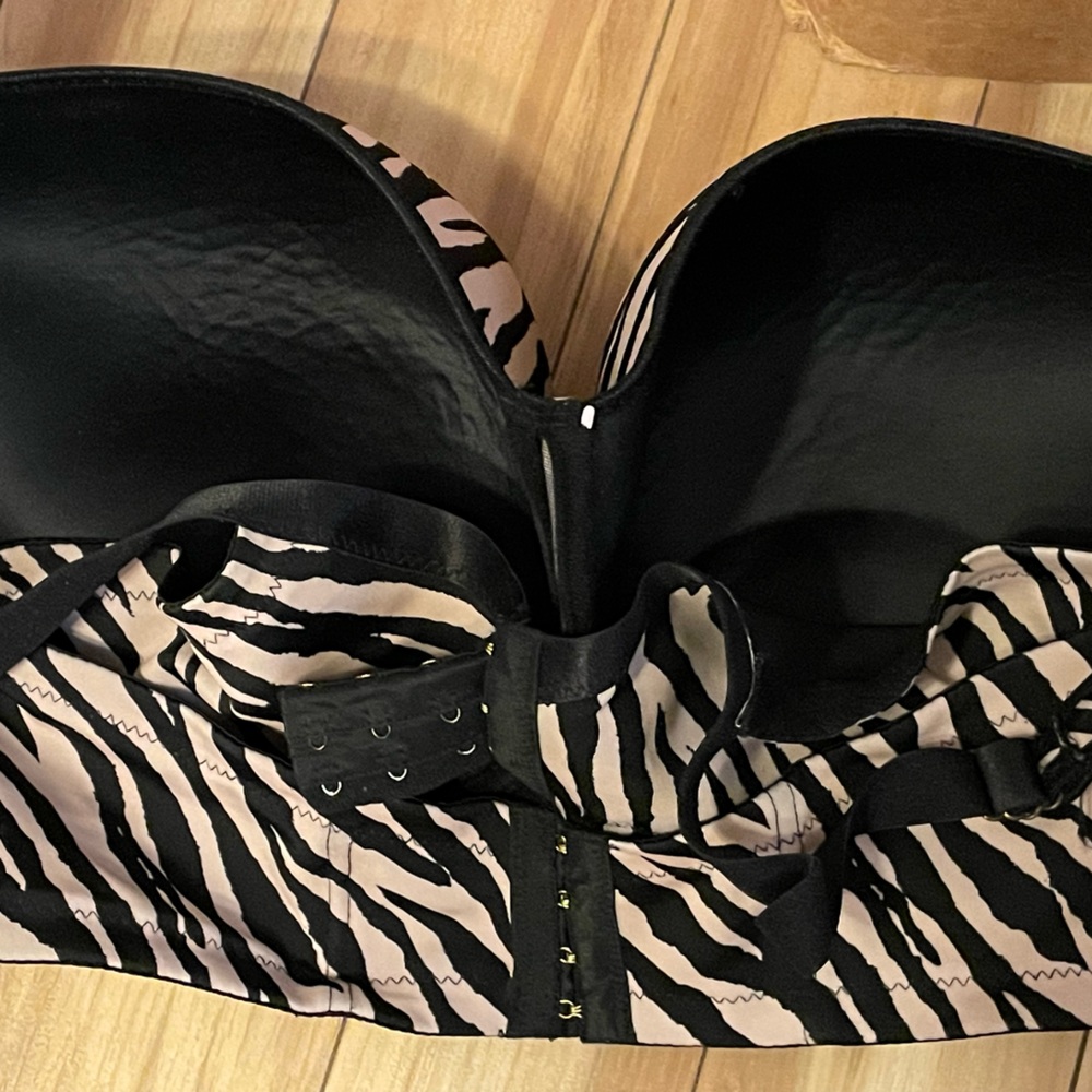 Black & tan size 42DDD